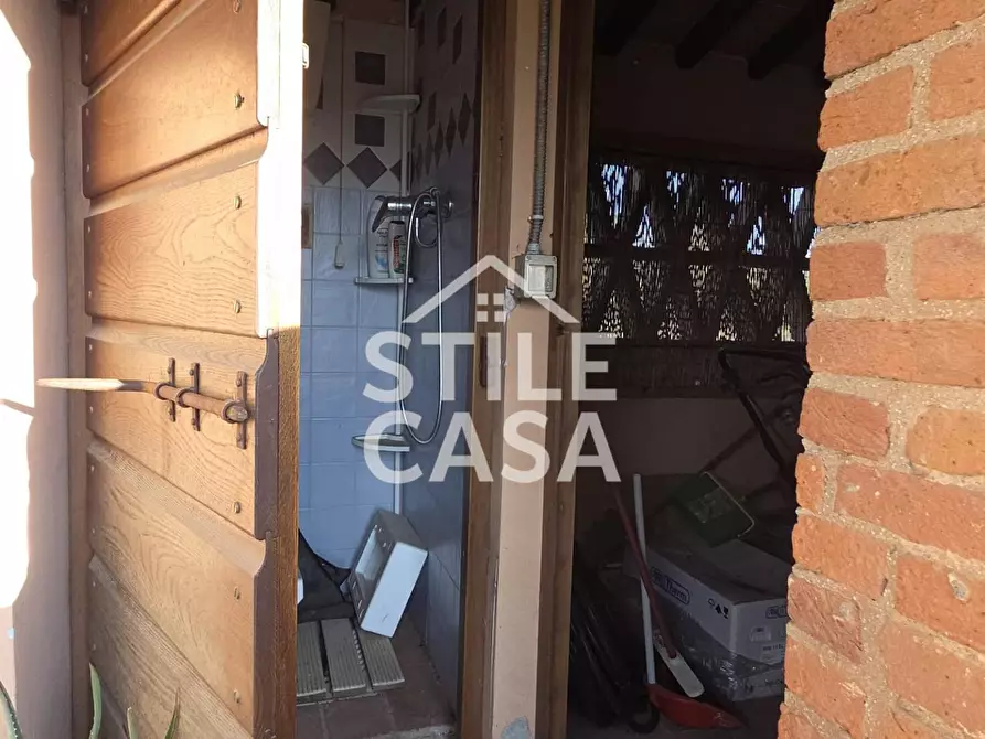 Immagine 6 di Villa in vendita  a Porcari