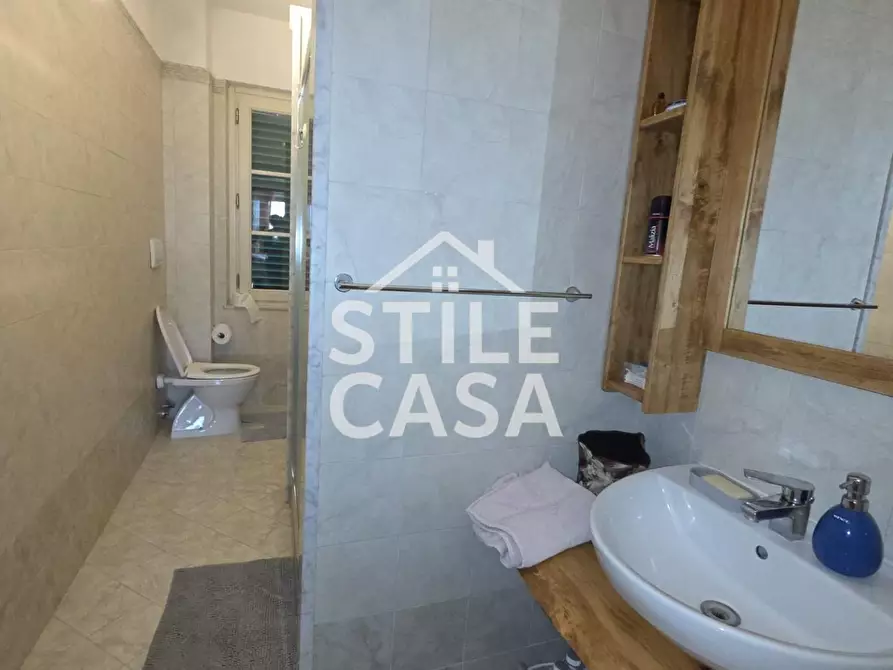 Immagine 44 di Villa in vendita  a Porcari