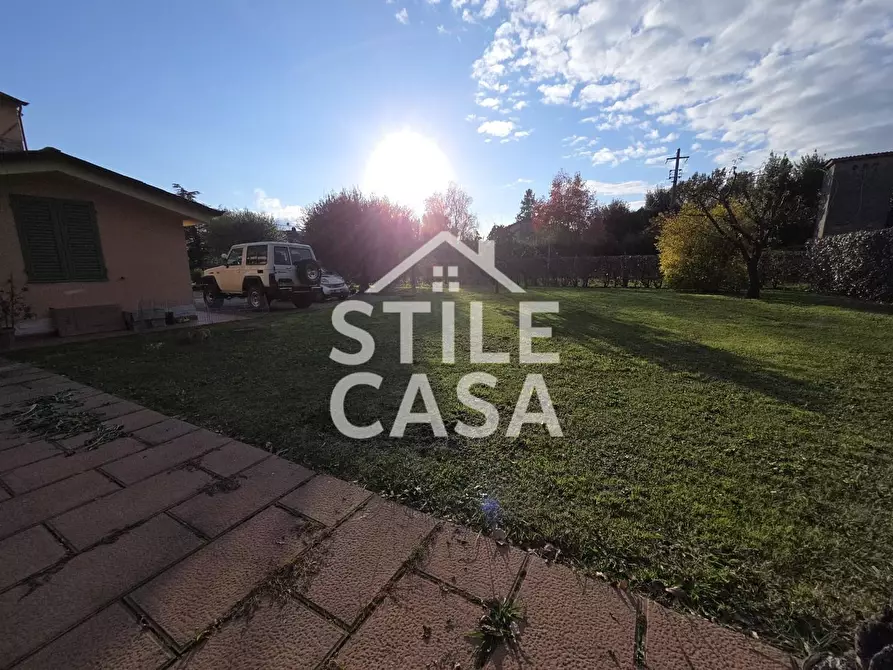 Immagine 4 di Villa in vendita  a Porcari