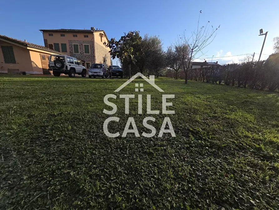 Immagine 1 di Villa in vendita  a Porcari