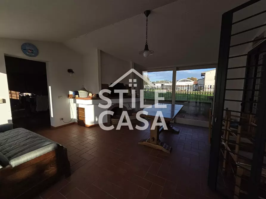 Immagine 33 di Villa in vendita  a Porcari