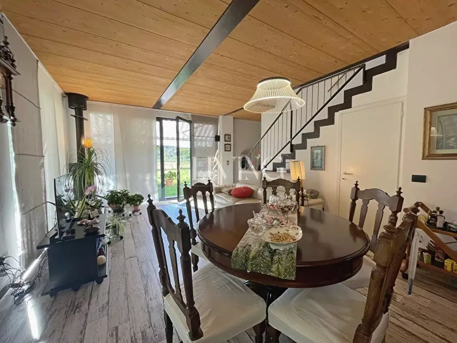 Immagine 45 di Casa colonica in vendita  a Lucca