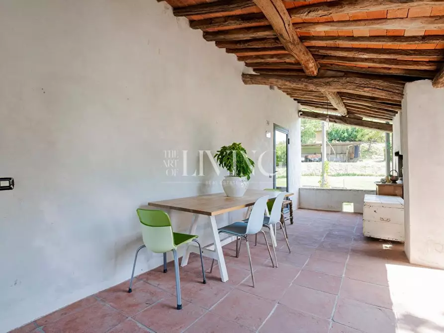 Immagine 27 di Casa colonica in vendita  a Lucca