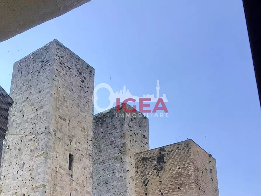 Immagine 14 di Appartamento in vendita  a San Gimignano
