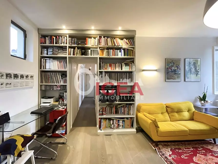 Immagine 2 di Appartamento in vendita  a San Gimignano