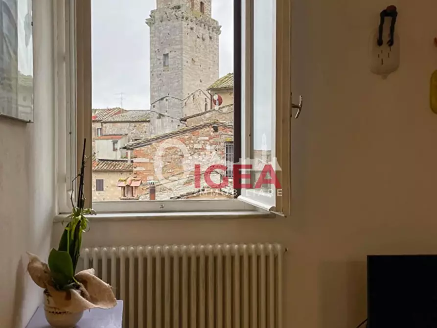 Immagine 15 di Appartamento in vendita  a San Gimignano