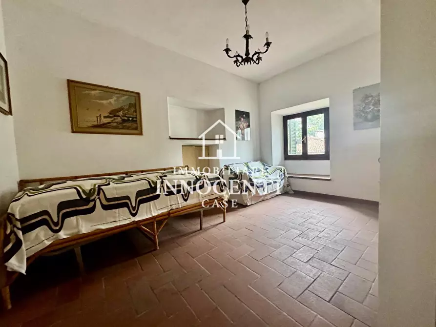 Immagine 19 di Casa bifamiliare in vendita  a Montignoso