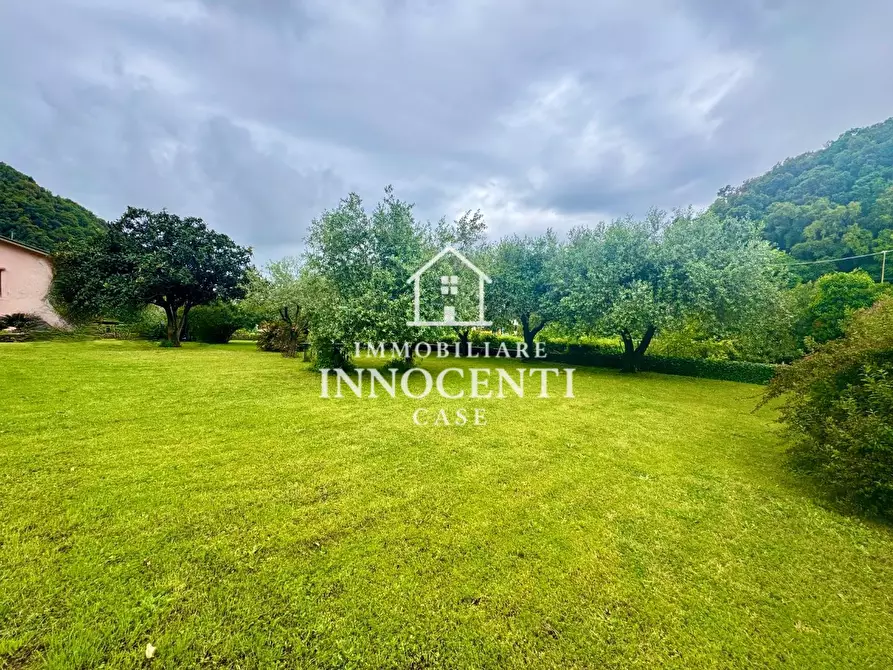 Immagine 34 di Casa bifamiliare in vendita  a Montignoso