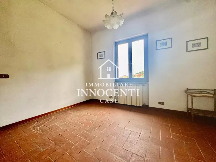 Immagine 28 di Casa bifamiliare in vendita  a Montignoso