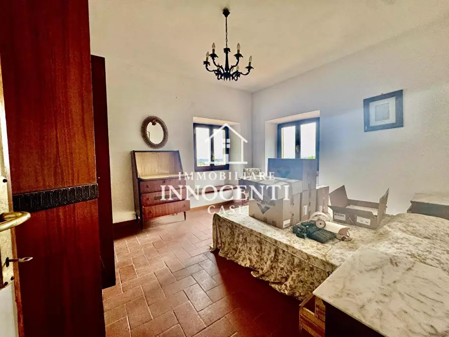 Immagine 15 di Casa bifamiliare in vendita  a Montignoso