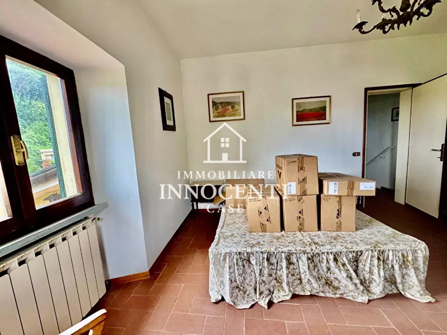 Immagine 17 di Casa bifamiliare in vendita  a Montignoso