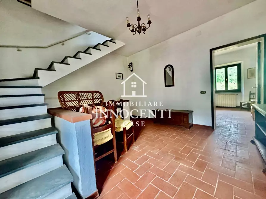 Immagine 4 di Casa bifamiliare in vendita  a Montignoso