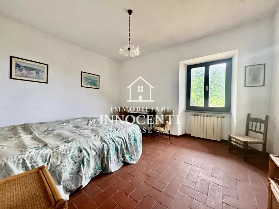 Immagine 29 di Casa bifamiliare in vendita  a Montignoso