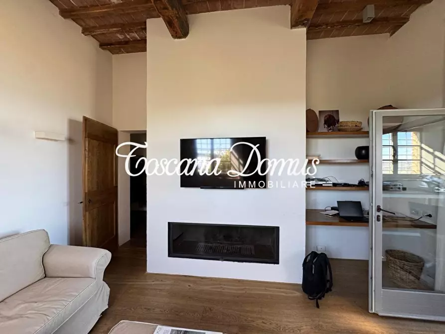 Immagine 36 di Casa colonica in vendita  a Asciano