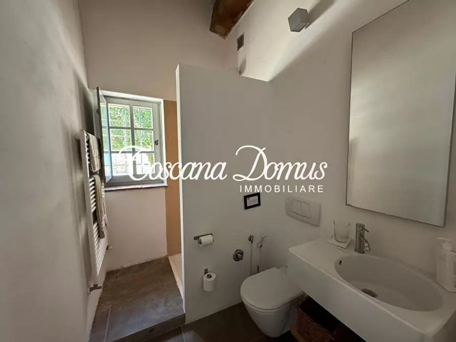 Immagine 89 di Casa colonica in vendita  a Asciano