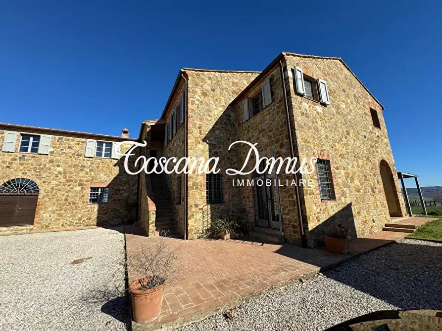 Immagine 18 di Casa colonica in vendita  a Asciano