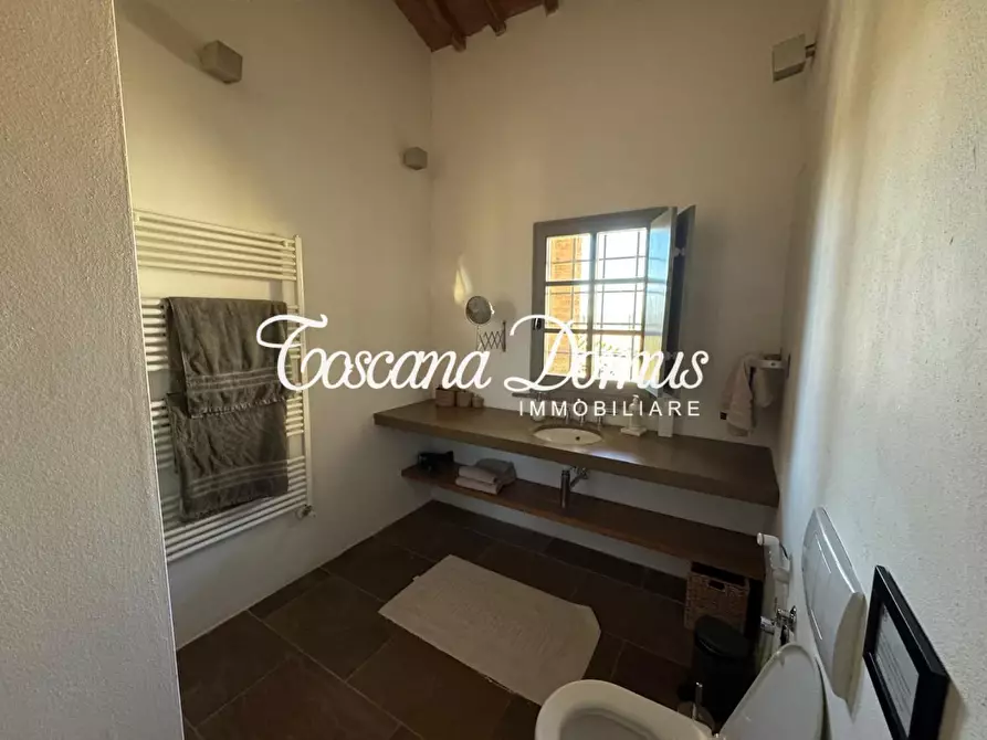Immagine 94 di Casa colonica in vendita  a Asciano