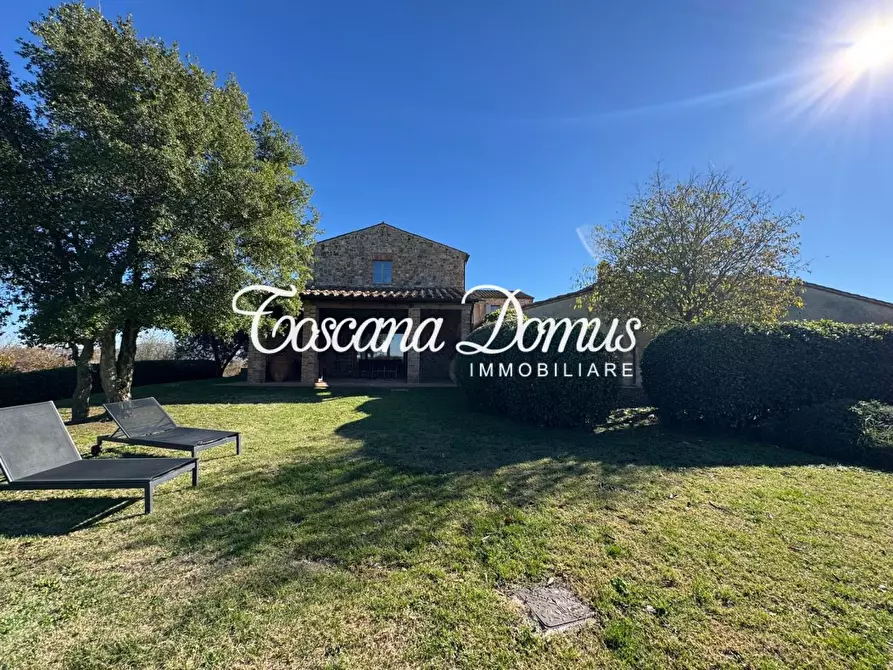 Immagine 34 di Casa colonica in vendita  a Asciano