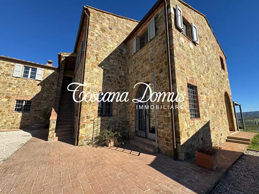 Immagine 19 di Casa colonica in vendita  a Asciano