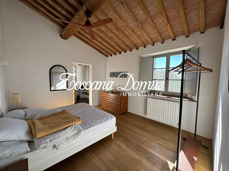 Immagine 103 di Casa colonica in vendita  a Asciano