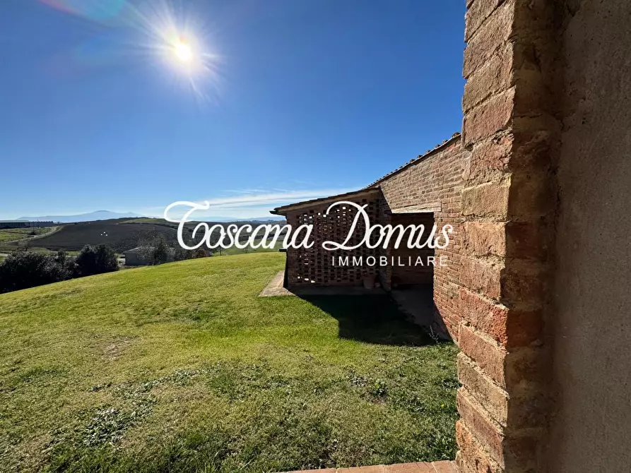 Immagine 66 di Casa colonica in vendita  a Asciano