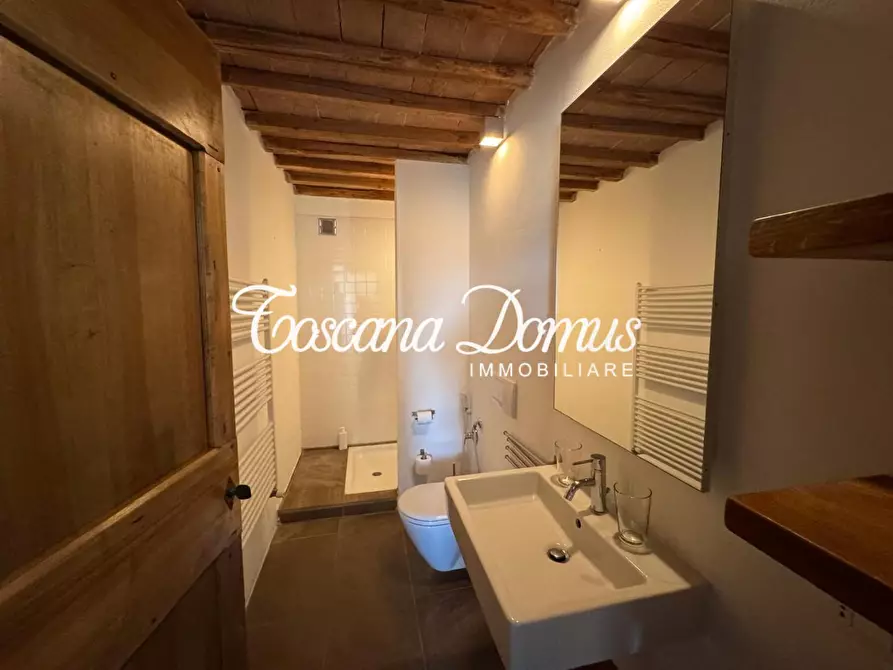 Immagine 77 di Casa colonica in vendita  a Asciano