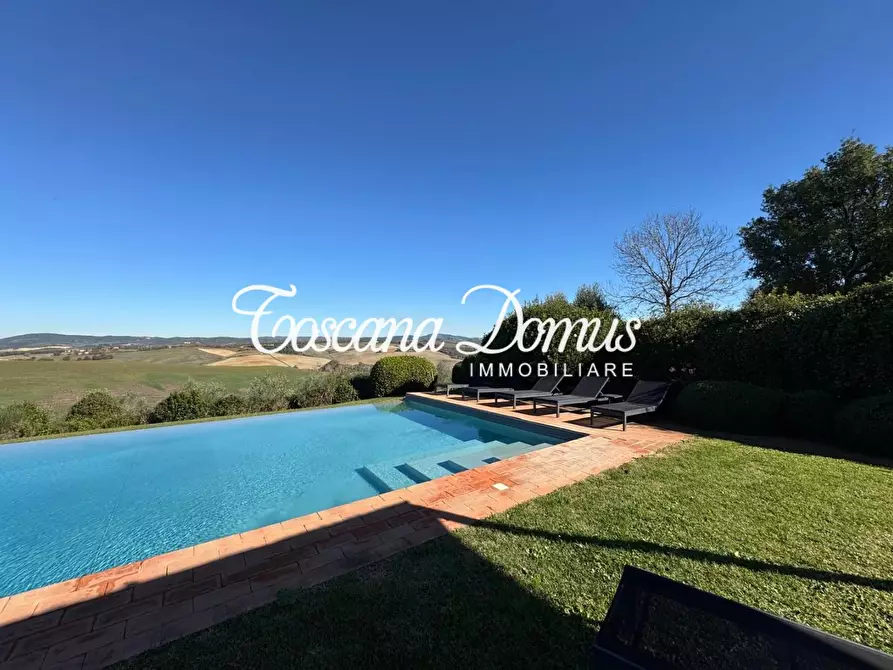 Immagine 30 di Casa colonica in vendita  a Asciano