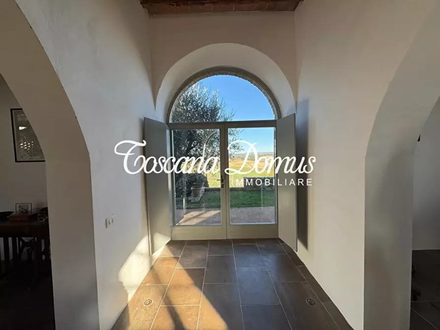 Immagine 10 di Casa colonica in vendita  a Asciano