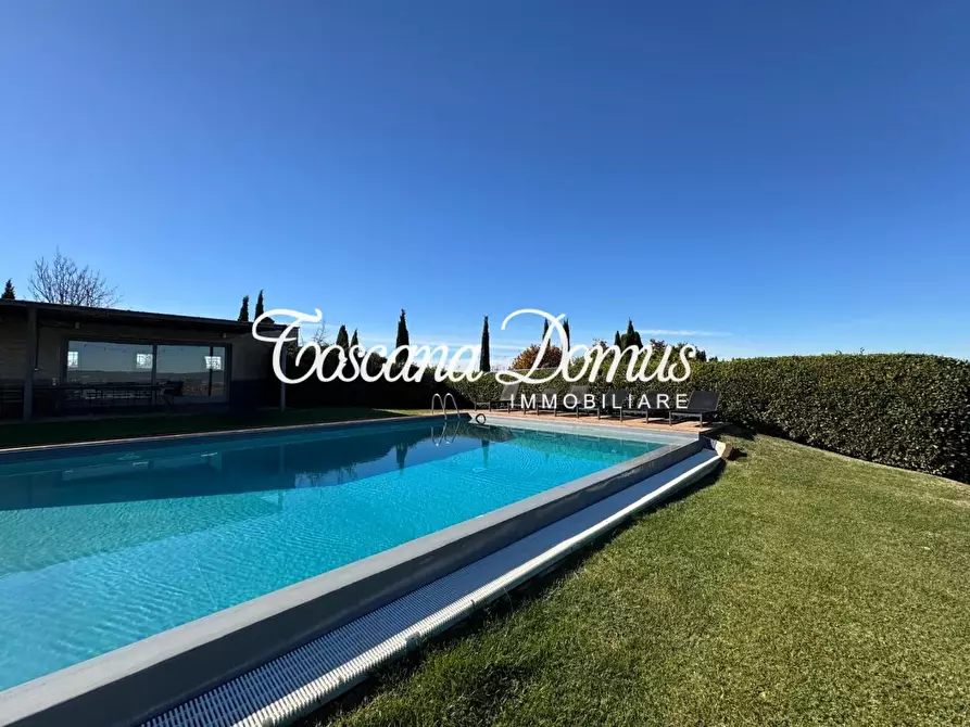 Immagine 25 di Casa colonica in vendita  a Asciano