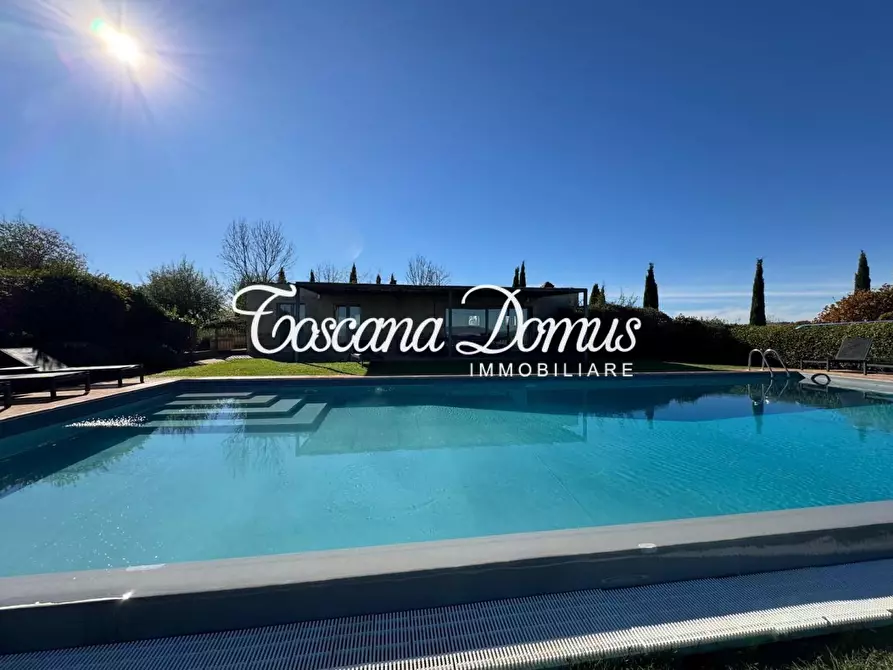 Immagine 26 di Casa colonica in vendita  a Asciano