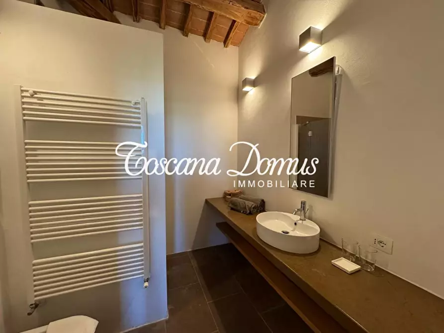 Immagine 100 di Casa colonica in vendita  a Asciano