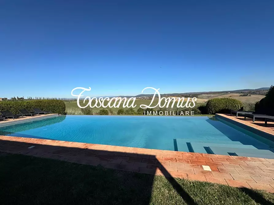 Immagine 22 di Casa colonica in vendita  a Asciano