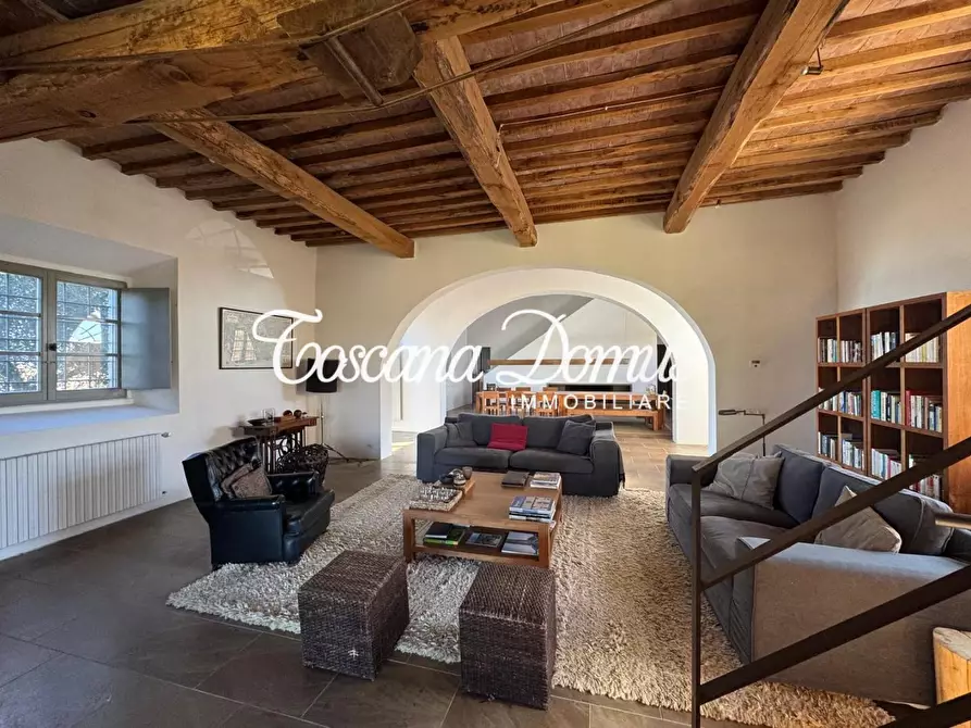 Immagine 1 di Casa colonica in vendita  a Asciano