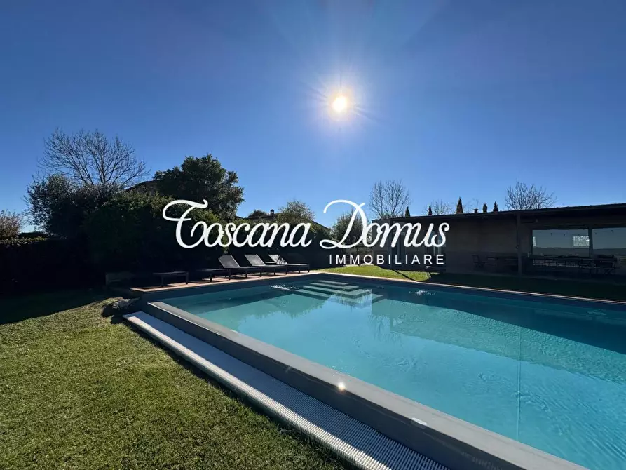 Immagine 23 di Casa colonica in vendita  a Asciano