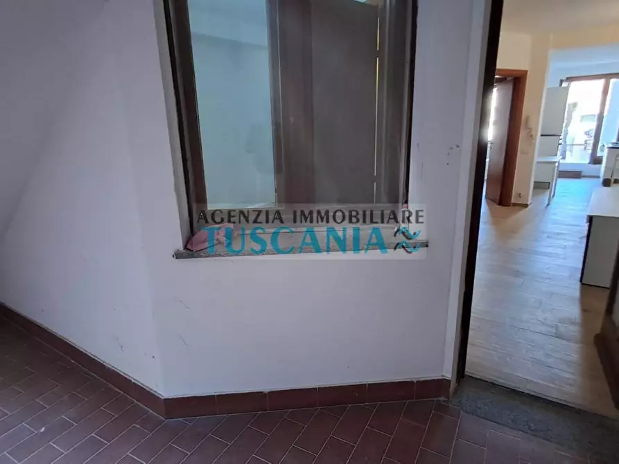 Immagine 4 di Appartamento in vendita  a Cecina