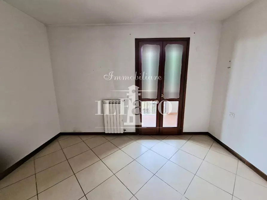 Immagine 9 di Appartamento in vendita  a Campi Bisenzio