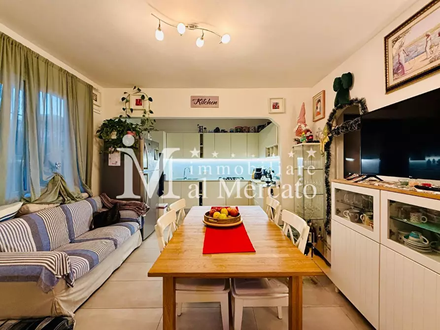 Immagine 10 di Villetta a schiera in vendita  a Viareggio