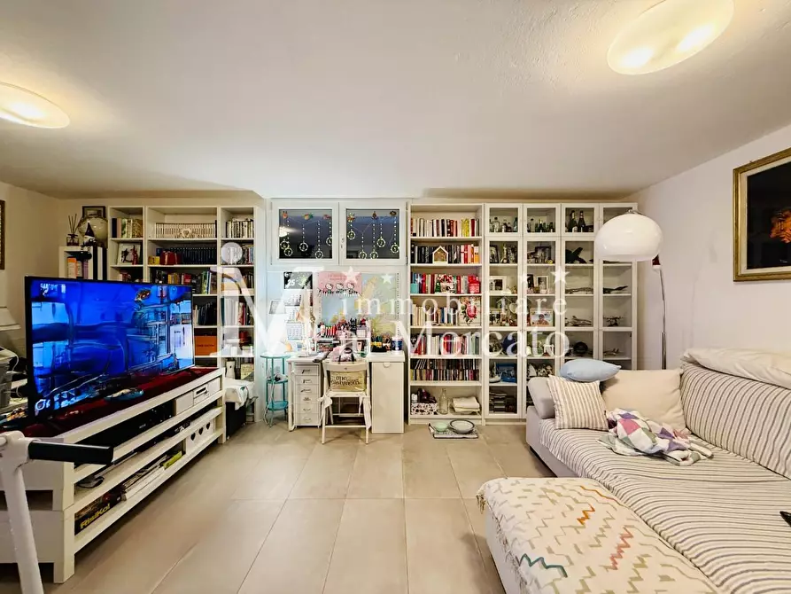 Immagine 20 di Villetta a schiera in vendita  a Viareggio