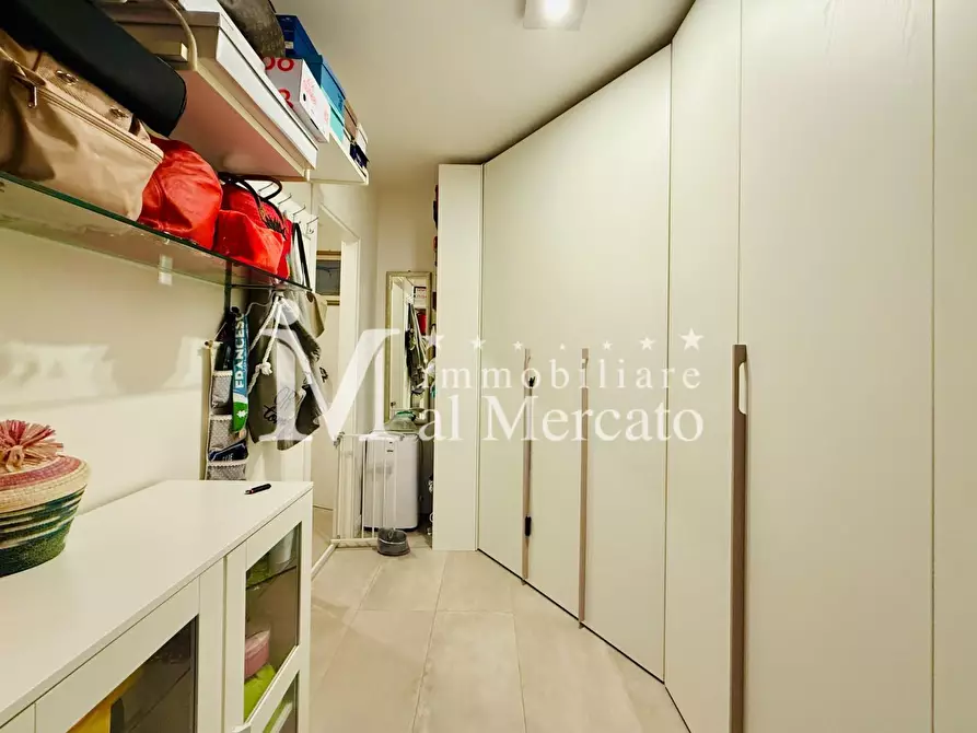 Immagine 25 di Villetta a schiera in vendita  a Viareggio