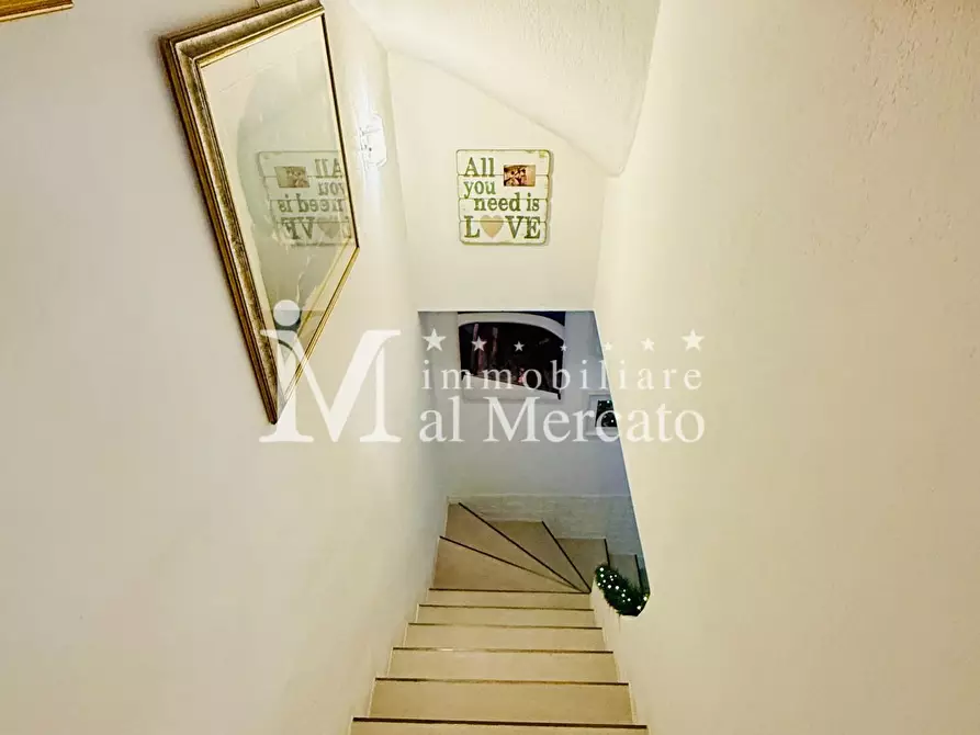 Immagine 17 di Villetta a schiera in vendita  a Viareggio