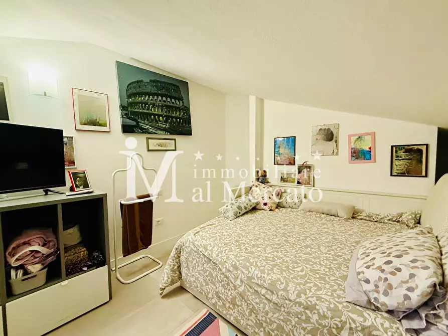 Immagine 46 di Villetta a schiera in vendita  a Viareggio