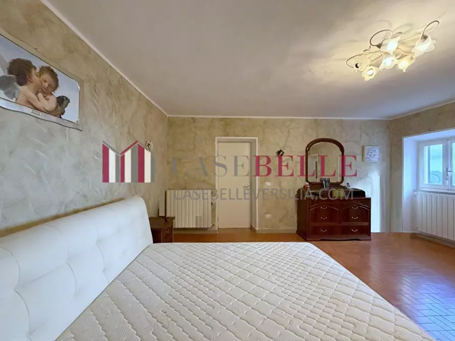 Immagine 18 di Appartamento in vendita  a Camaiore