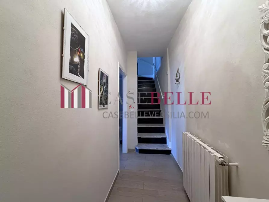 Immagine 2 di Appartamento in vendita  a Camaiore