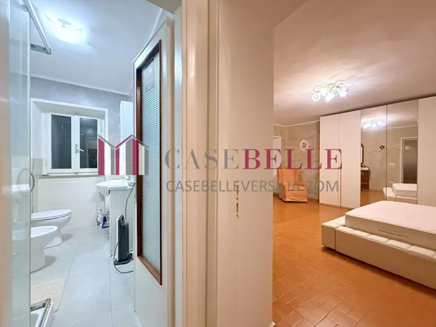 Immagine 9 di Appartamento in vendita  a Camaiore