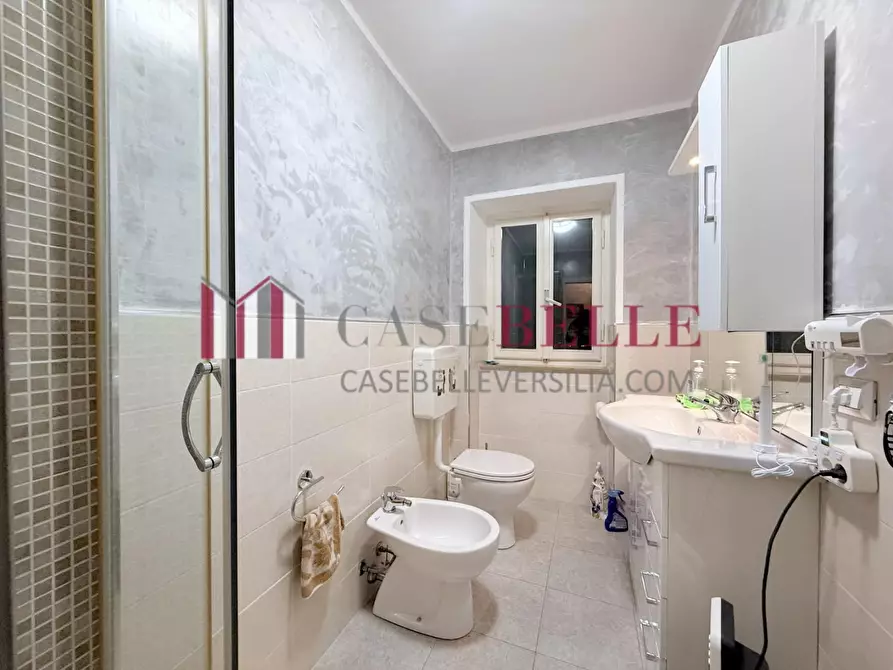 Immagine 16 di Appartamento in vendita  a Camaiore