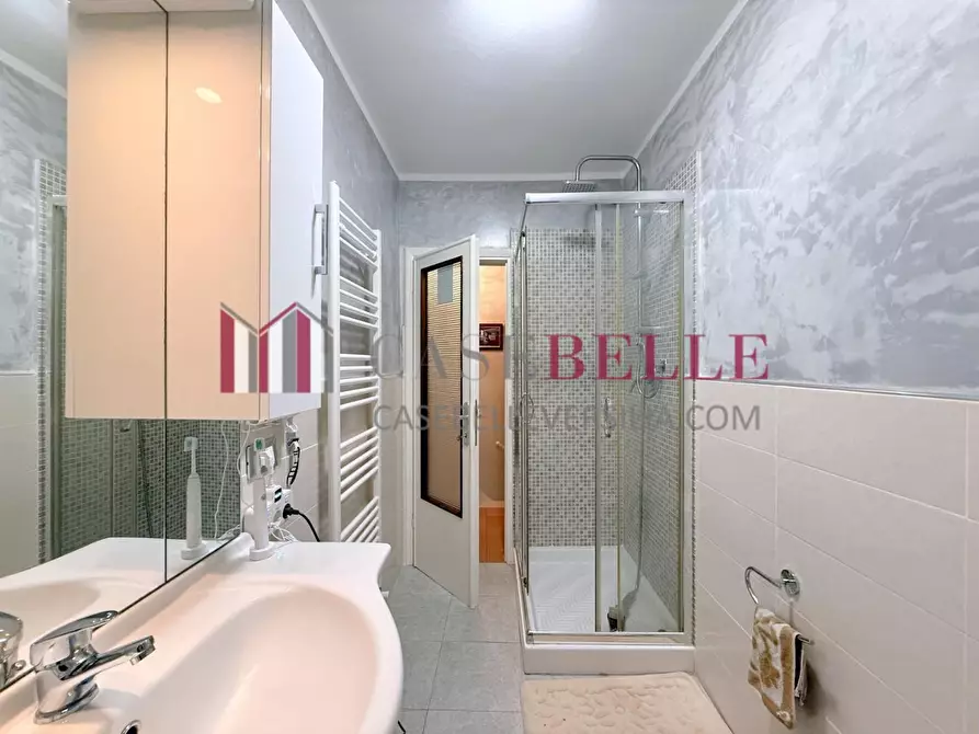 Immagine 18 di Appartamento in vendita  a Camaiore