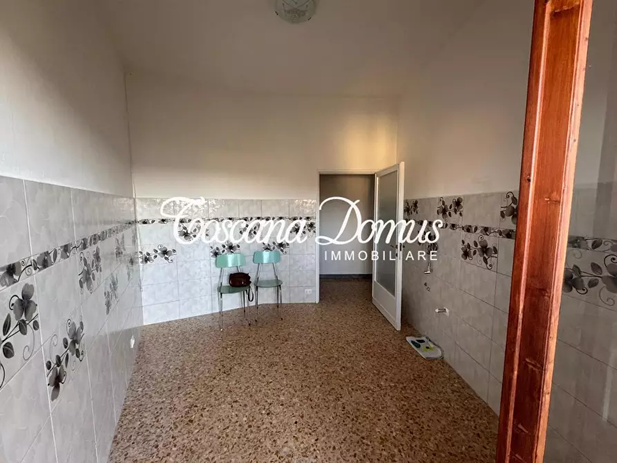 Immagine 7 di Appartamento in vendita  a Siena