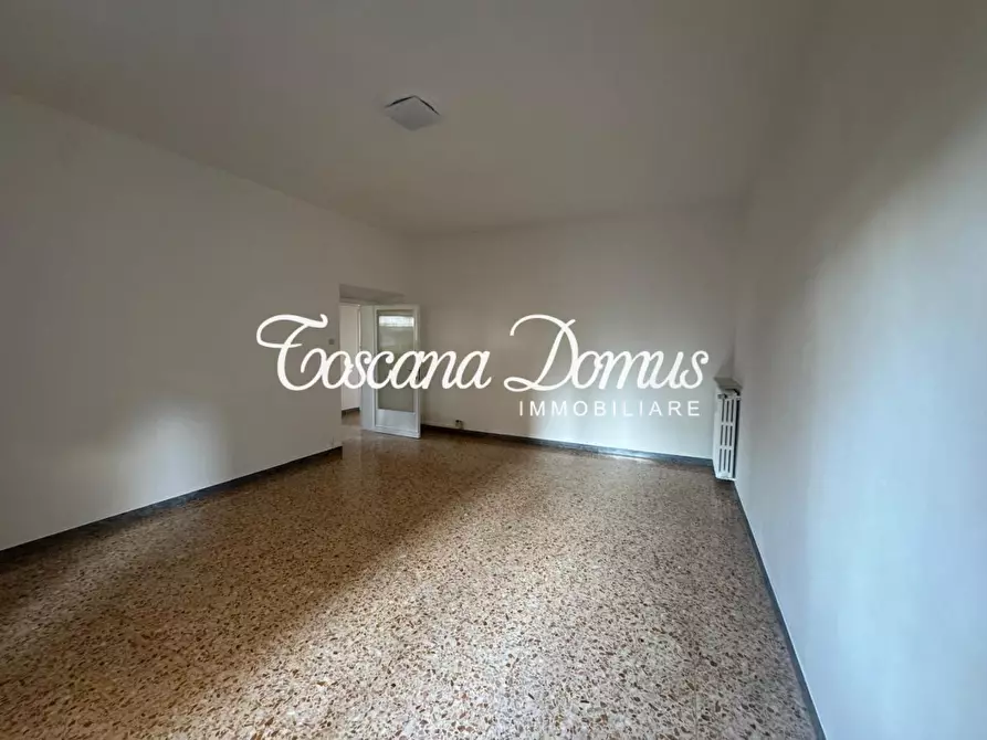 Immagine 3 di Appartamento in vendita  a Siena