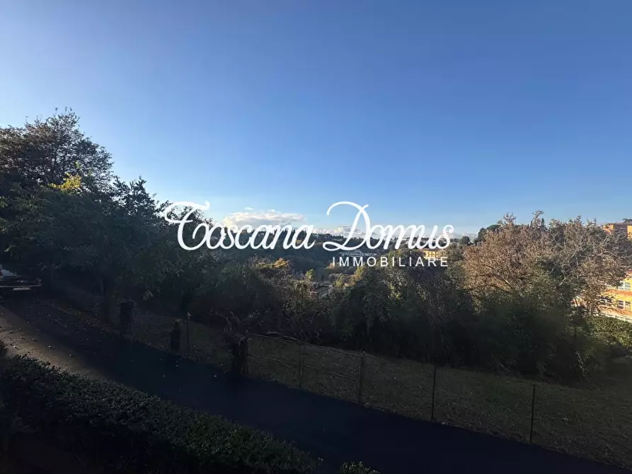 Immagine 12 di Appartamento in vendita  a Siena