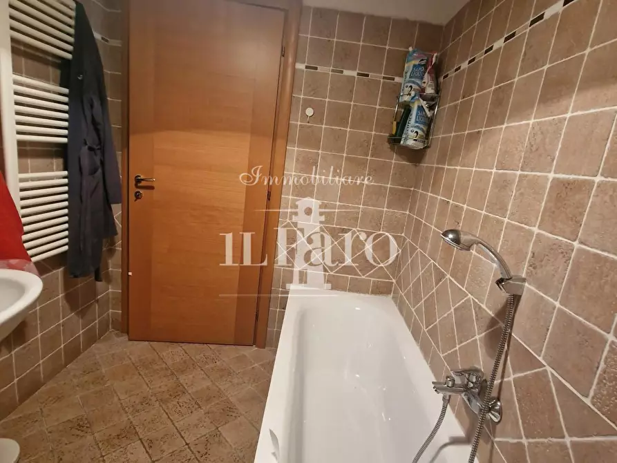 Immagine 23 di Appartamento in vendita  a Firenze